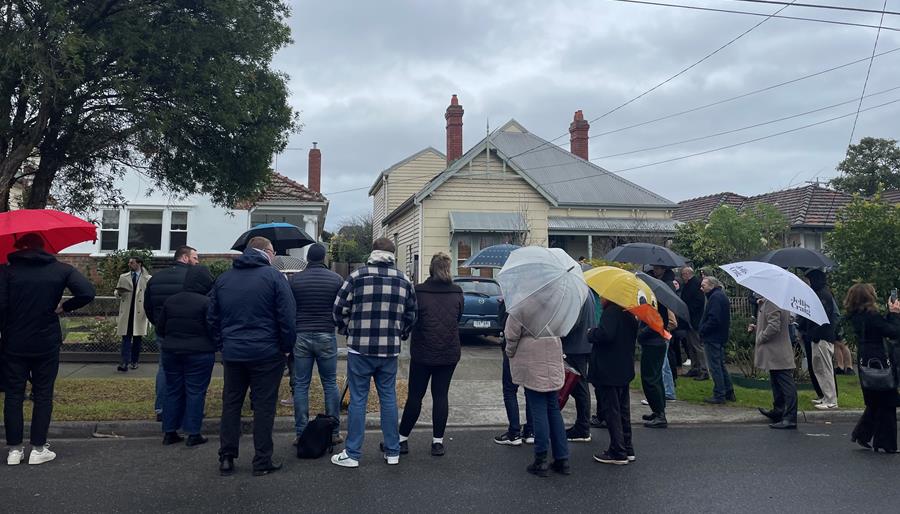 21stofjuly 82ee1c425d1b33a8