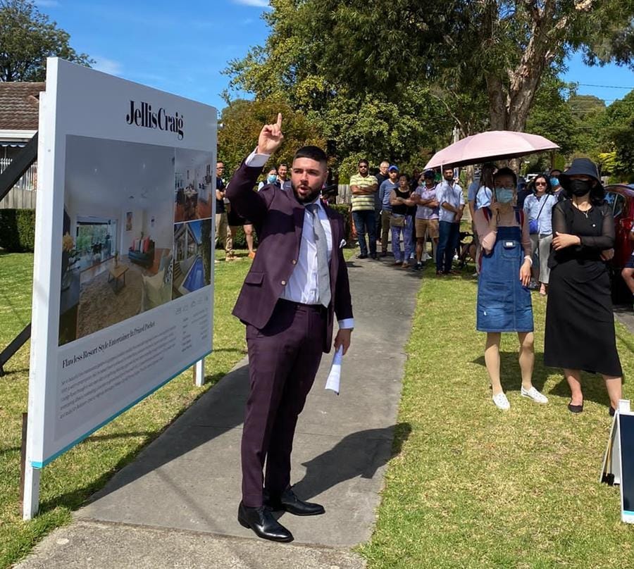 Auctionphoto22ndmarch 16d2badfe31a6f7c