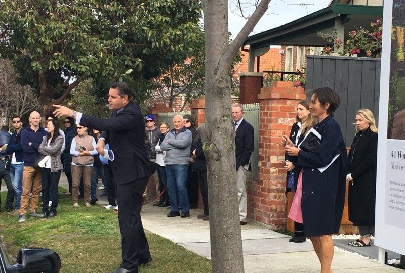 Could the auction market be preparing for the Spring rush? 173 Img 8460