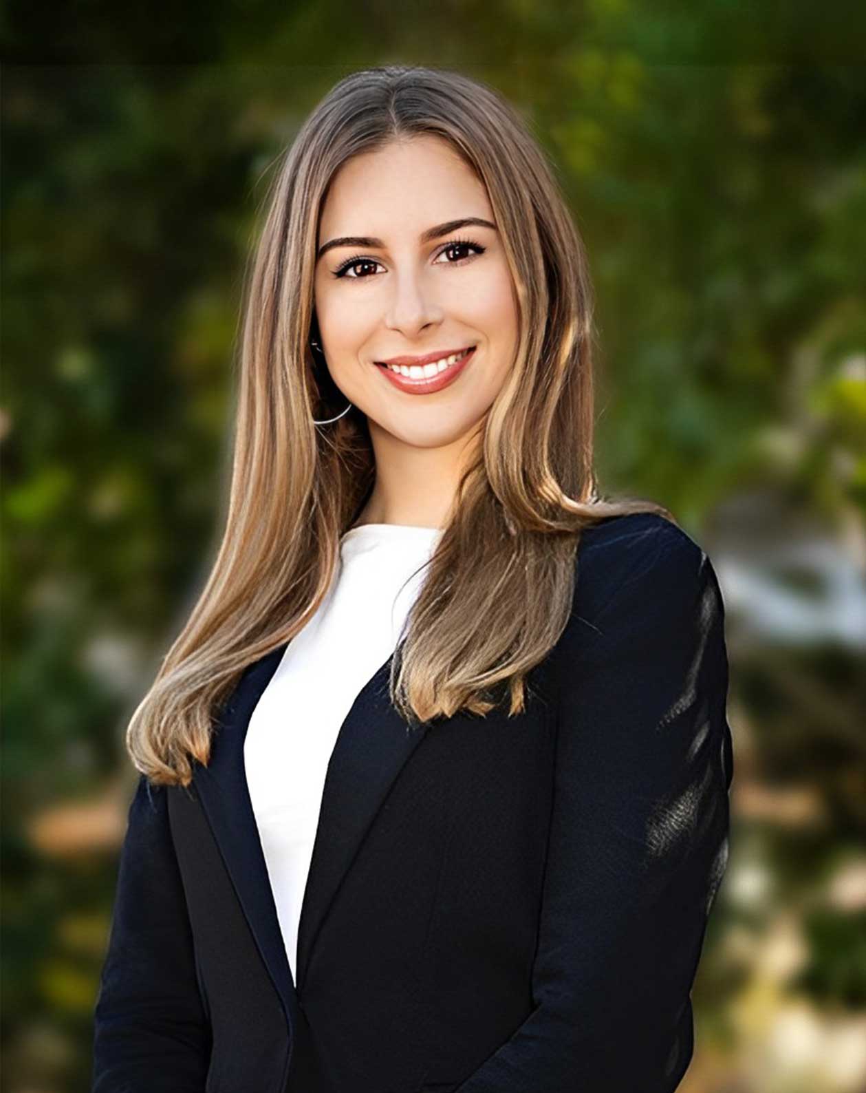 Melbourne 20 Tia Savin