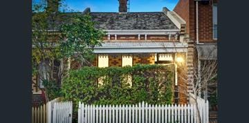 Unrenovated one bedroom apartment in East Melbourne sells for $942,000 1 Main19.084507