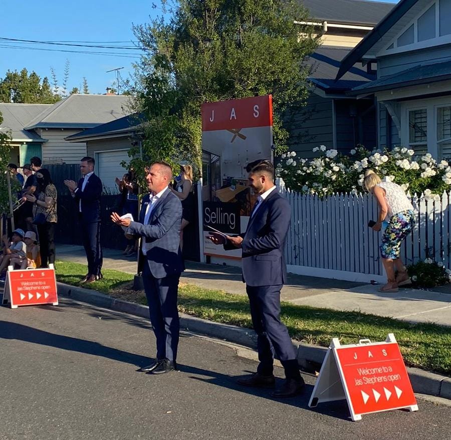 Auctions back into full action and a strong weekend clearance rate 60 Mw 3 5